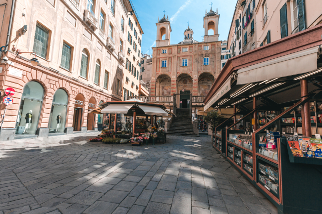 Piazza Banchi