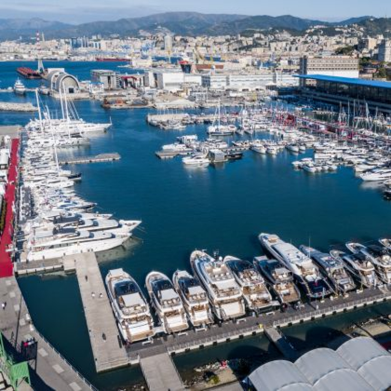 Photo of the outdoor exhibition area of Genova International Boat Show