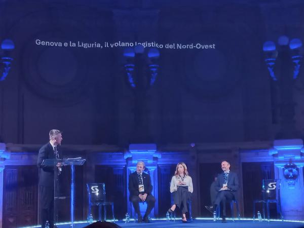 Foto presenze istituzionali all'80esima assemblea pubblica di Spediporto