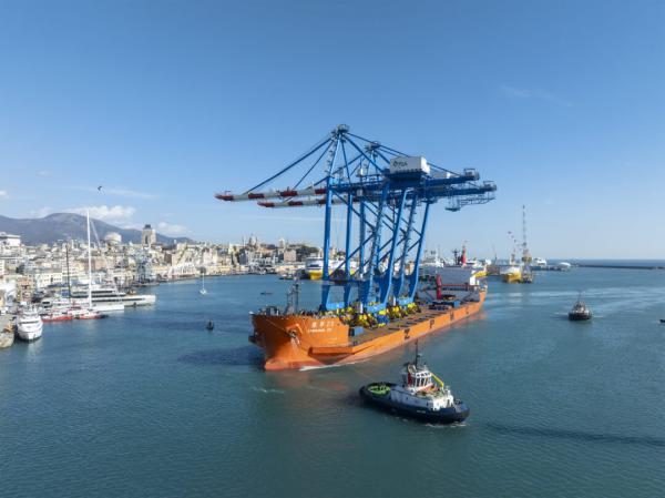 The new ship-to-shore cranes