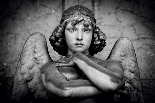 Cimitero monumentale di Staglieno Statue of the angel at Staglieno Monumental Cemetery